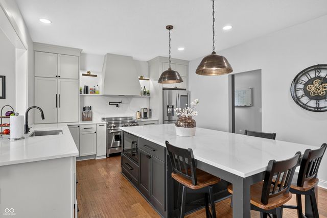 13082 Knights Way, Fishers, IN 46037