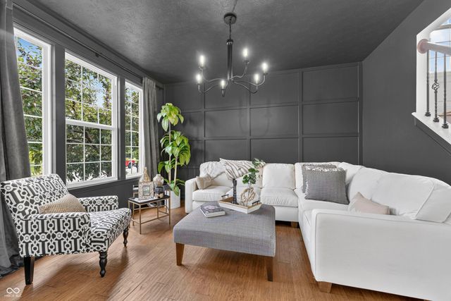 13082 Knights Way, Fishers, IN 46037