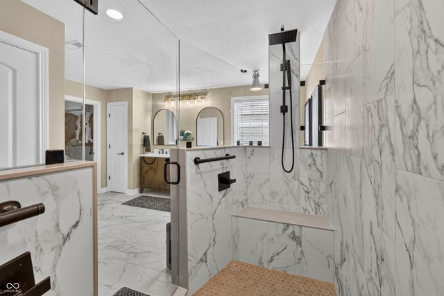 13082 Knights Way, Fishers, IN 46037