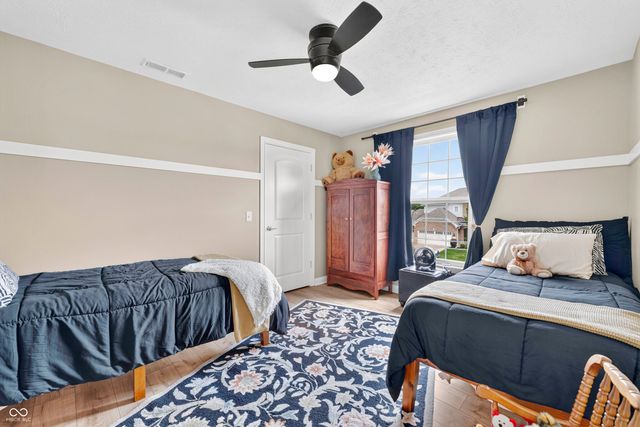 13082 Knights Way, Fishers, IN 46037