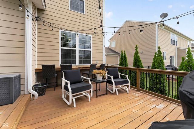 13082 Knights Way, Fishers, IN 46037