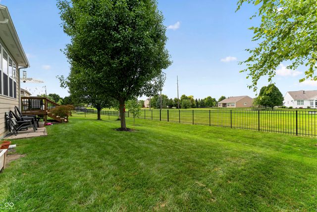 13082 Knights Way, Fishers, IN 46037