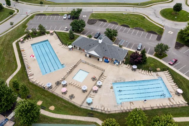 13082 Knights Way, Fishers, IN 46037