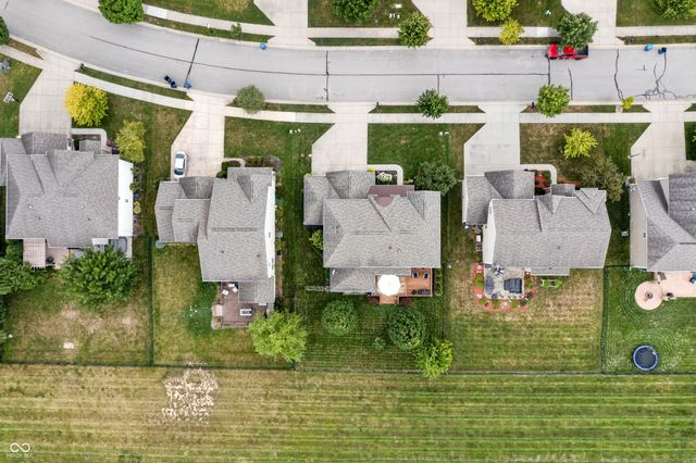 13082 Knights Way, Fishers, IN 46037