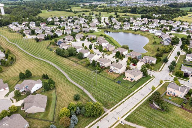 13082 Knights Way, Fishers, IN 46037
