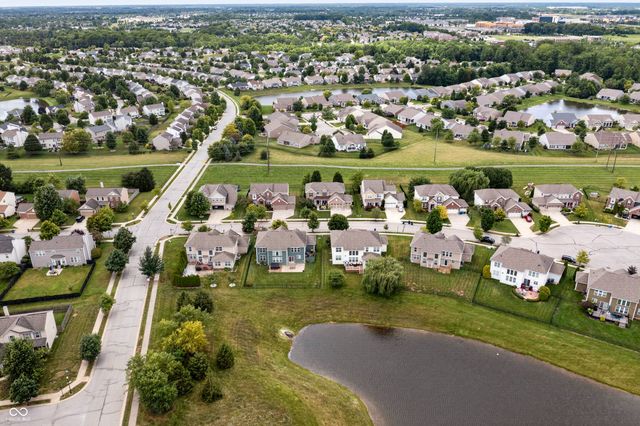 13082 Knights Way, Fishers, IN 46037