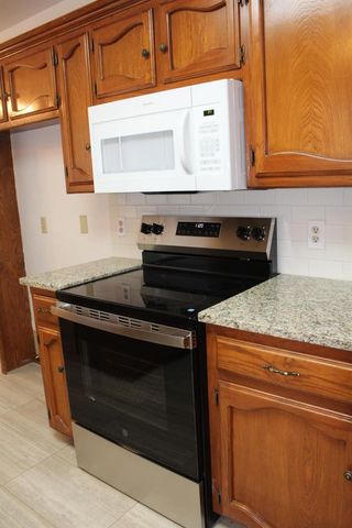 10601 Songbird Lane, Midwest City, OK 73130