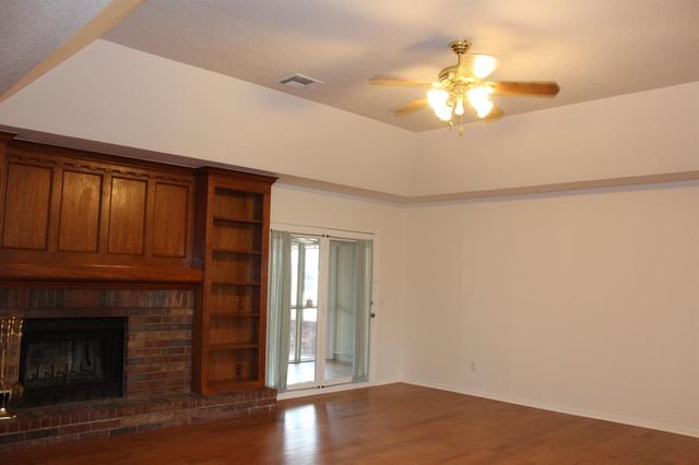 10601 Songbird Lane, Midwest City, OK 73130