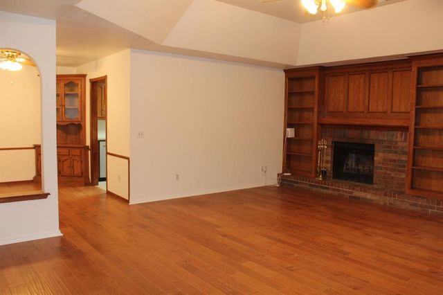 10601 Songbird Lane, Midwest City, OK 73130