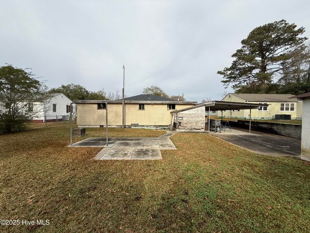 436 Nelson Drive, Jacksonville, NC 28540