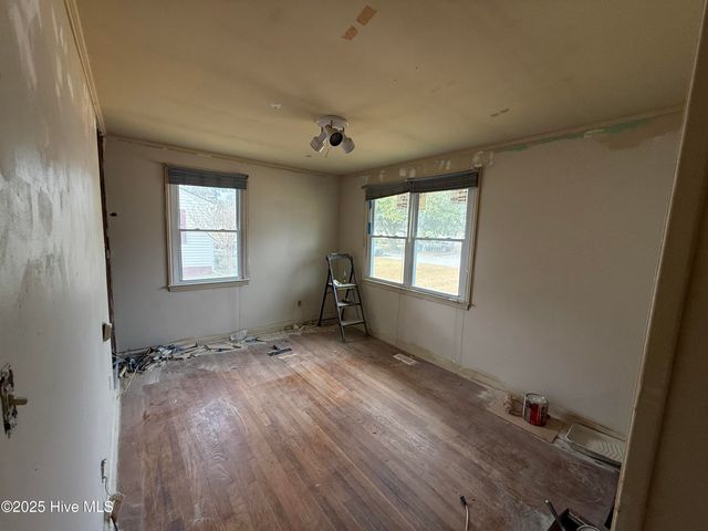 436 Nelson Drive, Jacksonville, NC 28540