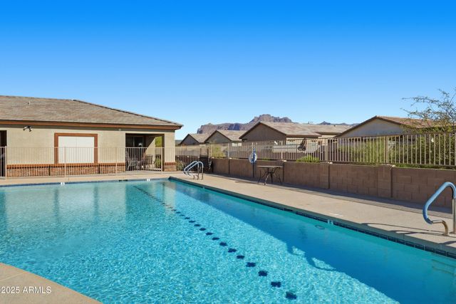 1815 S Hayley Road, Apache Junction, AZ 85119