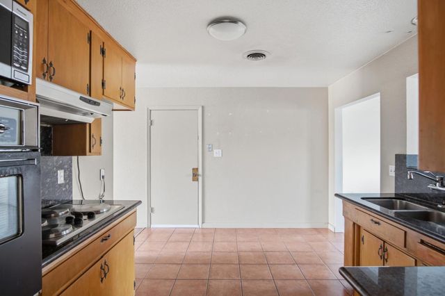 1526 Modoc Ave, Modesto, CA 95358