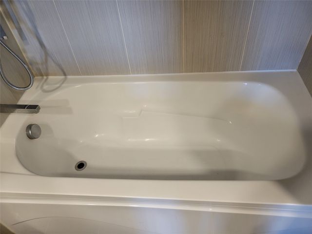 1100 Trinity Mills 2005, Carrollton, TX 75006