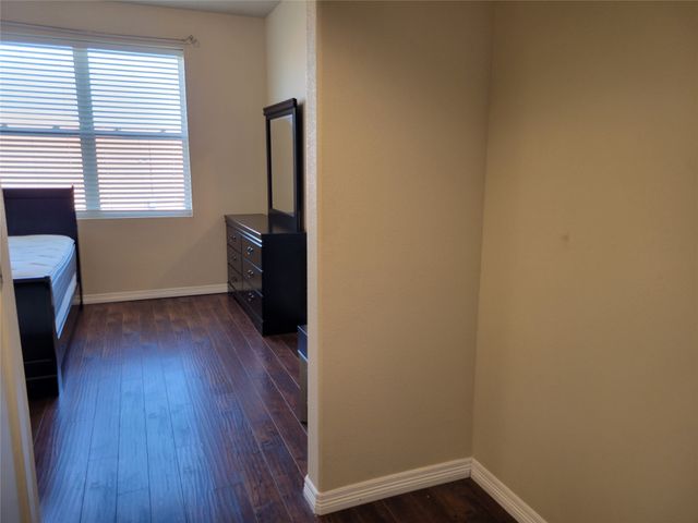 1100 Trinity Mills 2005, Carrollton, TX 75006