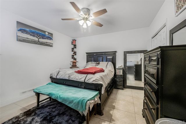 242 Prentiss Avenue, Bronx, NY 10465