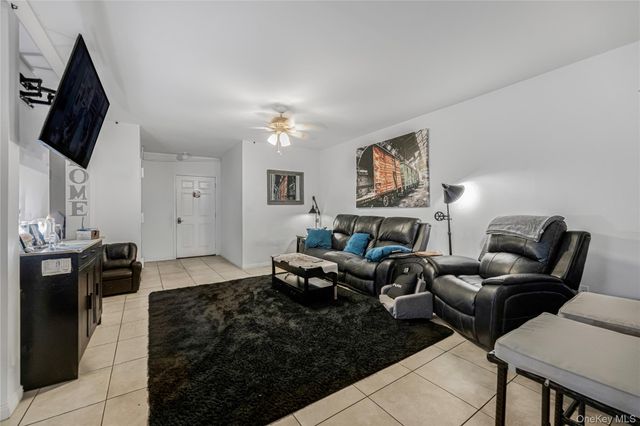 242 Prentiss Avenue, Bronx, NY 10465