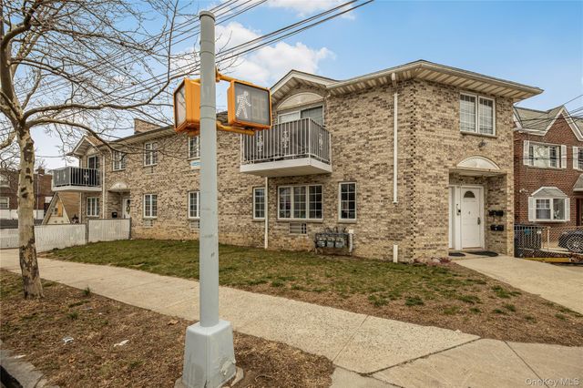 242 Prentiss Avenue, Bronx, NY 10465