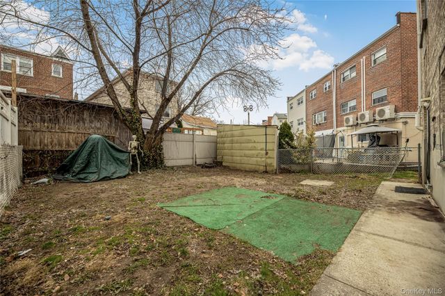 242 Prentiss Avenue, Bronx, NY 10465