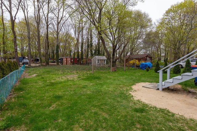 235 Standish Ave, Plymouth, MA 02360