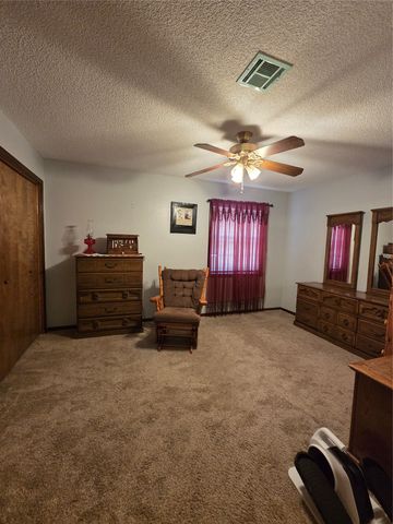 1217 S GUM Avenue, Broken Arrow, OK 74012