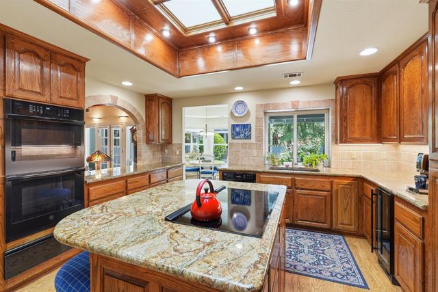 4339 Hale Ranch Ln, Fair Oaks, CA 95628