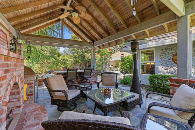 4339 Hale Ranch Ln, Fair Oaks, CA 95628