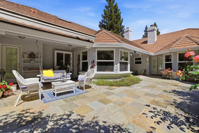 4339 Hale Ranch Ln, Fair Oaks, CA 95628