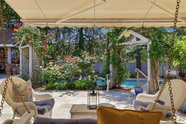 4339 Hale Ranch Ln, Fair Oaks, CA 95628