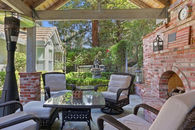 4339 Hale Ranch Ln, Fair Oaks, CA 95628
