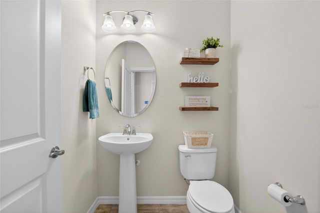 5601 KINGSLEY CORNER WAY, Lithia, FL 33547