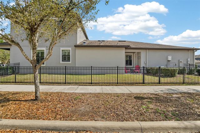 5601 KINGSLEY CORNER WAY, Lithia, FL 33547