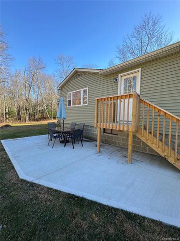 3526 State Route 52 B, Pine Bush, NY 12566