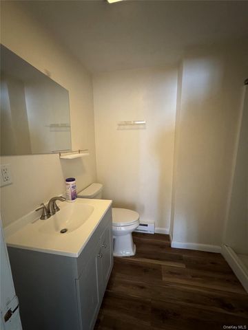 3526 State Route 52 B, Pine Bush, NY 12566