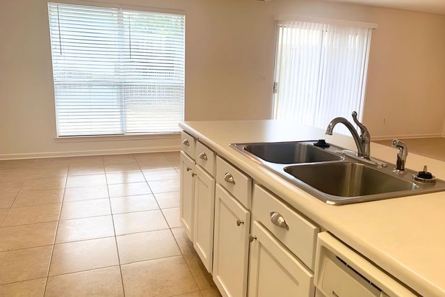 499 Spring Brook Lane, Mary Esther, FL 32569