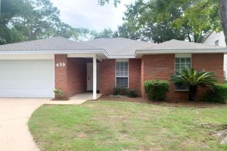 499 Spring Brook Lane, Mary Esther, FL 32569