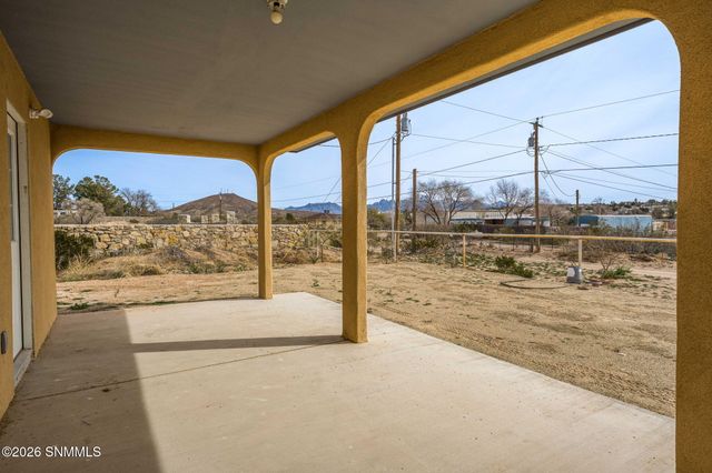 2013 Rocca Seca Road, Las Cruces, NM 88012