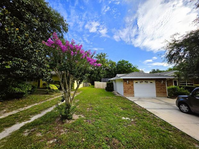 735 OVERHILL ROAD, Deland, FL 32720