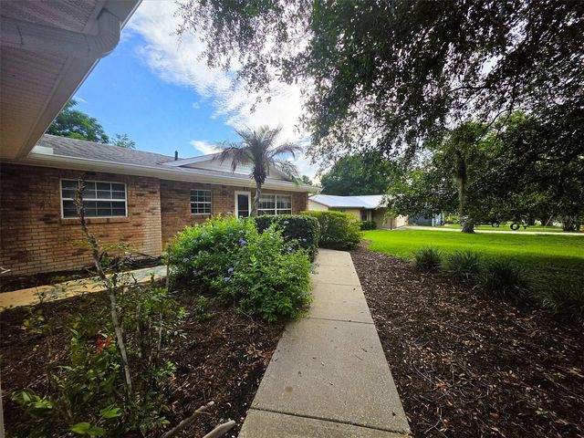 735 OVERHILL ROAD, Deland, FL 32720