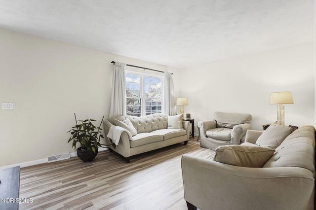 5319 Lenticel Drive, Toledo, OH 43623