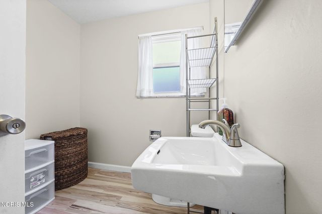 5319 Lenticel Drive, Toledo, OH 43623