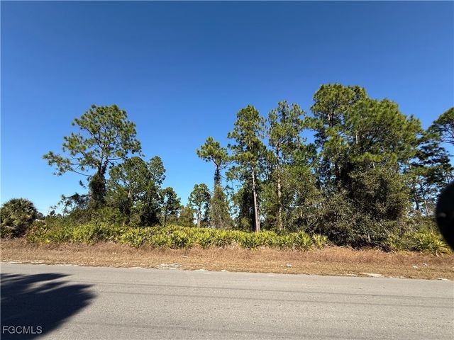 3209 Floyd AVE S, Lehigh Acres, FL 33976