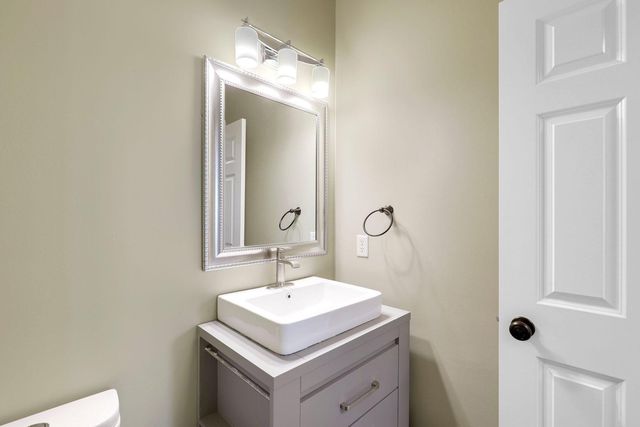 3823 Tessier Trail, Vadnais Heights, MN 55127