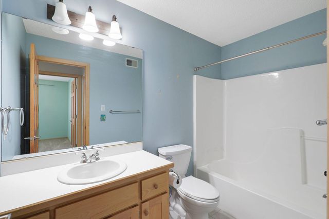 3823 Tessier Trail, Vadnais Heights, MN 55127