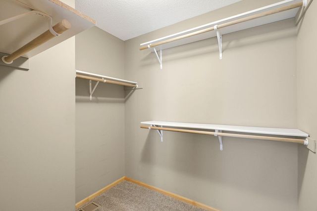 3823 Tessier Trail, Vadnais Heights, MN 55127