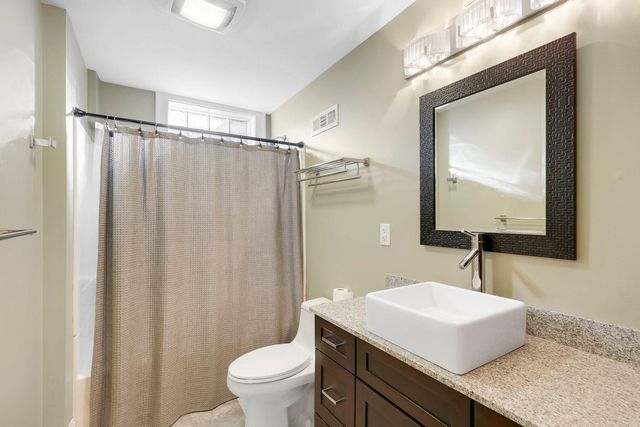 3823 Tessier Trail, Vadnais Heights, MN 55127