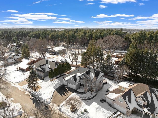 3823 Tessier Trail, Vadnais Heights, MN 55127