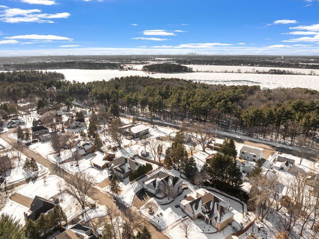 3823 Tessier Trail, Vadnais Heights, MN 55127