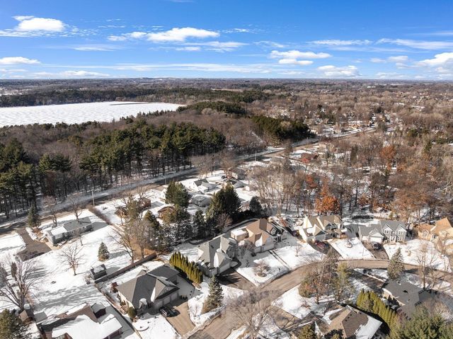 3823 Tessier Trail, Vadnais Heights, MN 55127