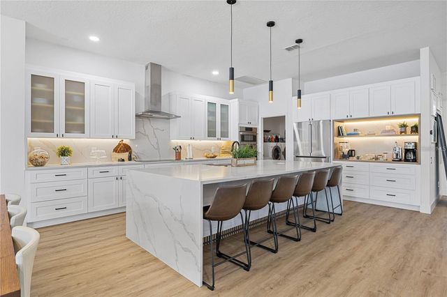 6557 CRESTMONT GLEN LANE, Windermere, FL 34786